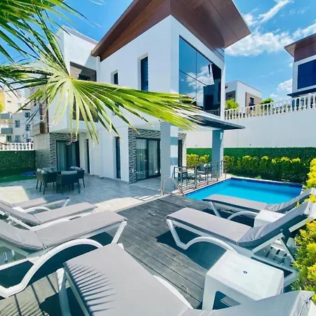 Luxury Ada Marin * Kuşadası