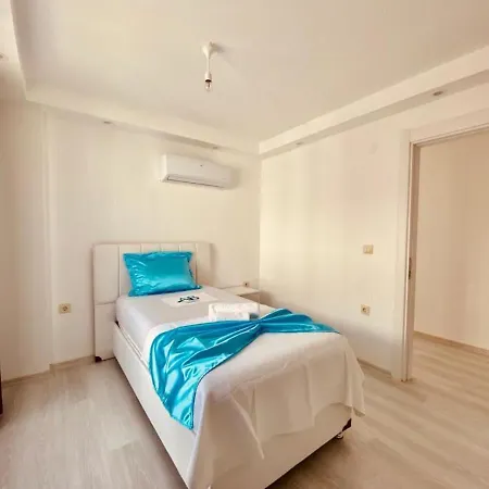 Luxury Ada Marin