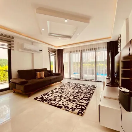 Luxury Ada Marin *